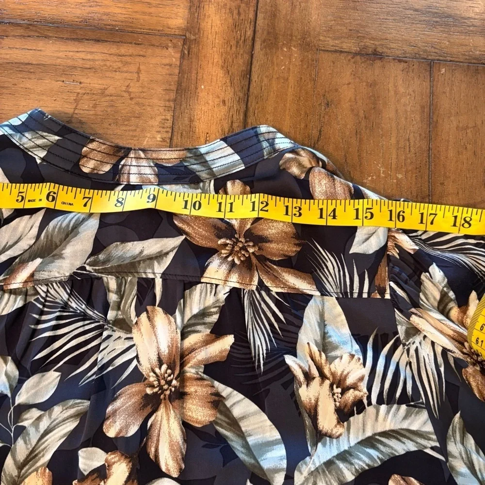 NWT Tommy Bahama Coastal Petals Split Neck Top in Black, Small, Spring Summer